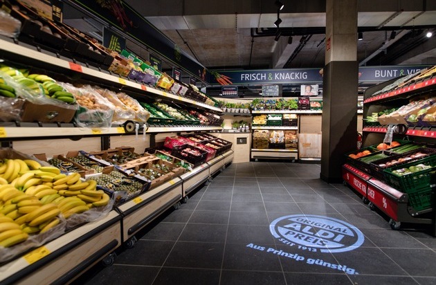 2000. Mal hohe Qualität zum günstigen Preis ALDI SÜD seine